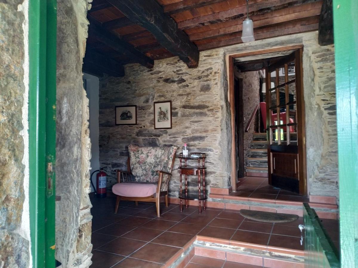 Villa Casa O Castelo En Touro Esterno foto