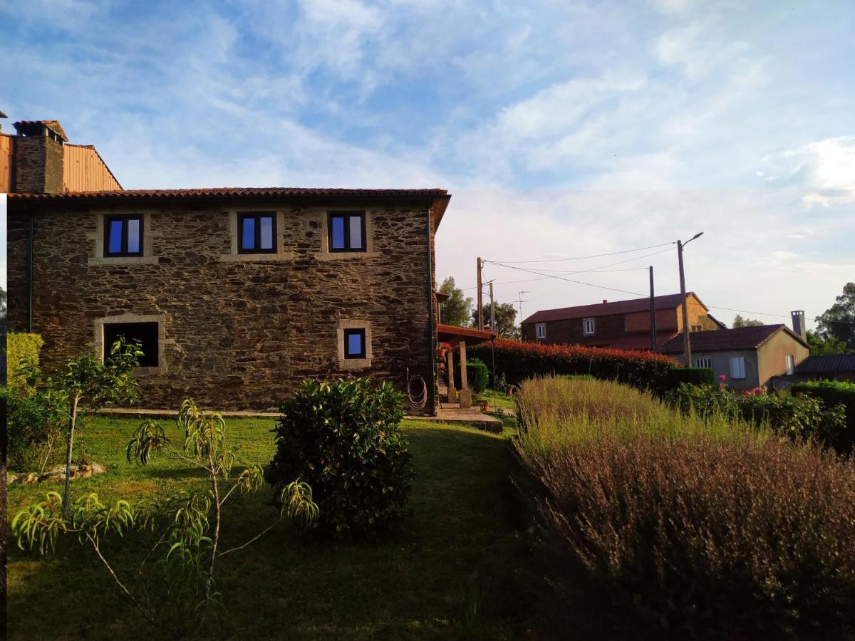 Villa Casa O Castelo En Touro Esterno foto